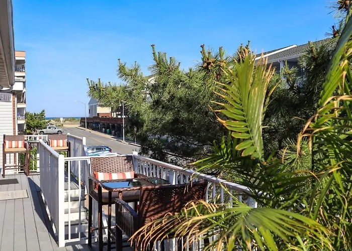 Modern 4br Ocean Block Walk To The