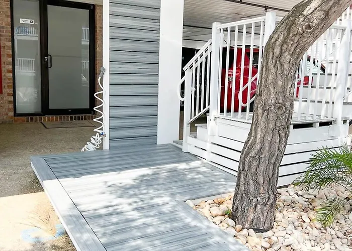 Modern 4br Ocean Block Walk To The